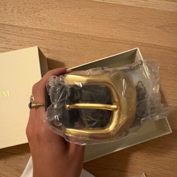 NWT Aureum Collective No. 11 Belt in Black and Gold Size M/L - Picture 4 of 6
